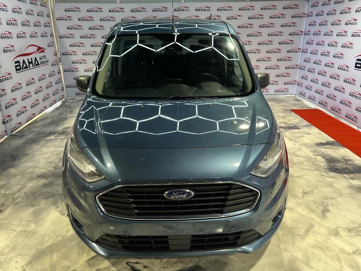 2020 Ford Transit XLT photo 4