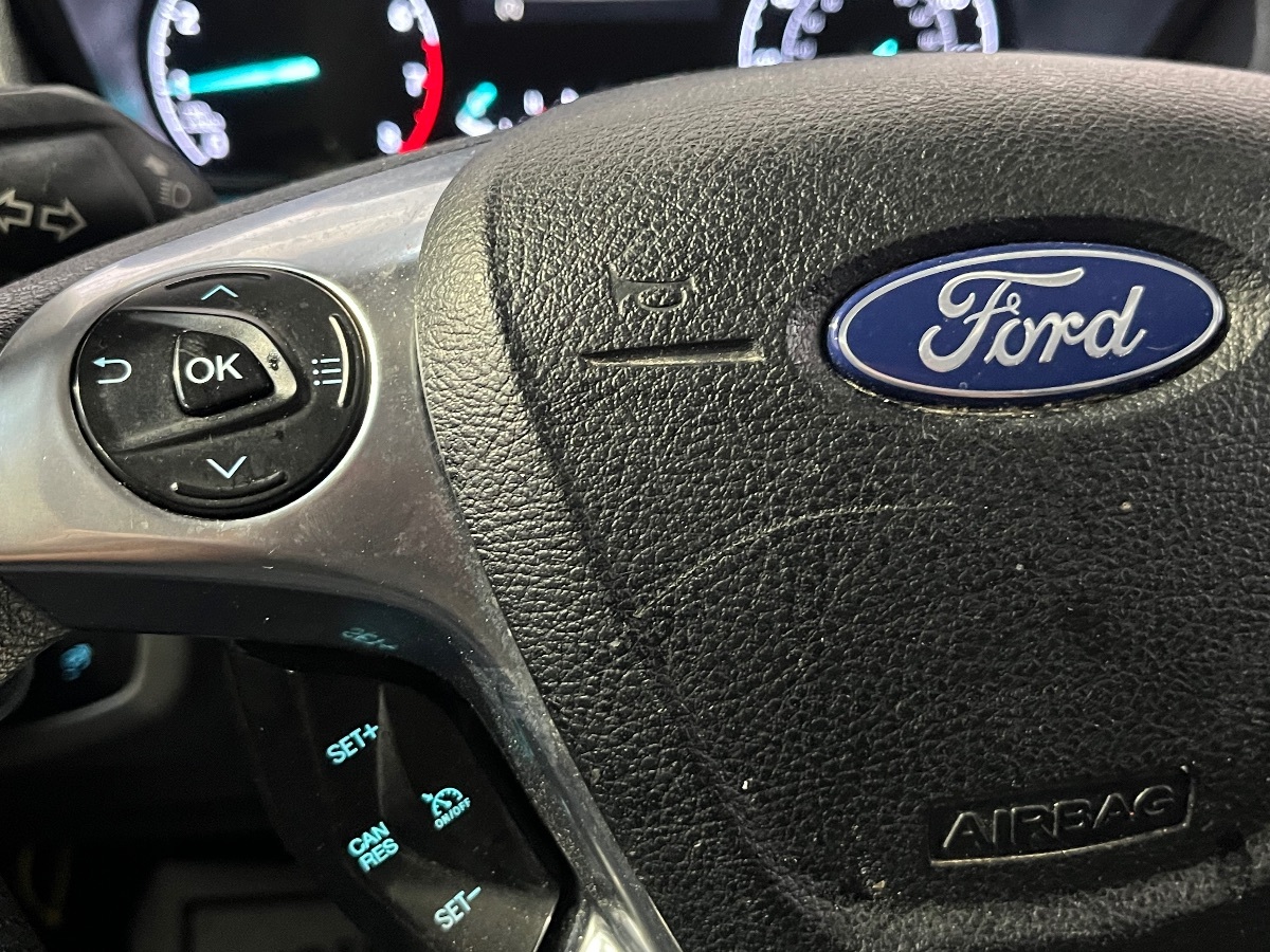 2020 Ford Transit XLT photo 14