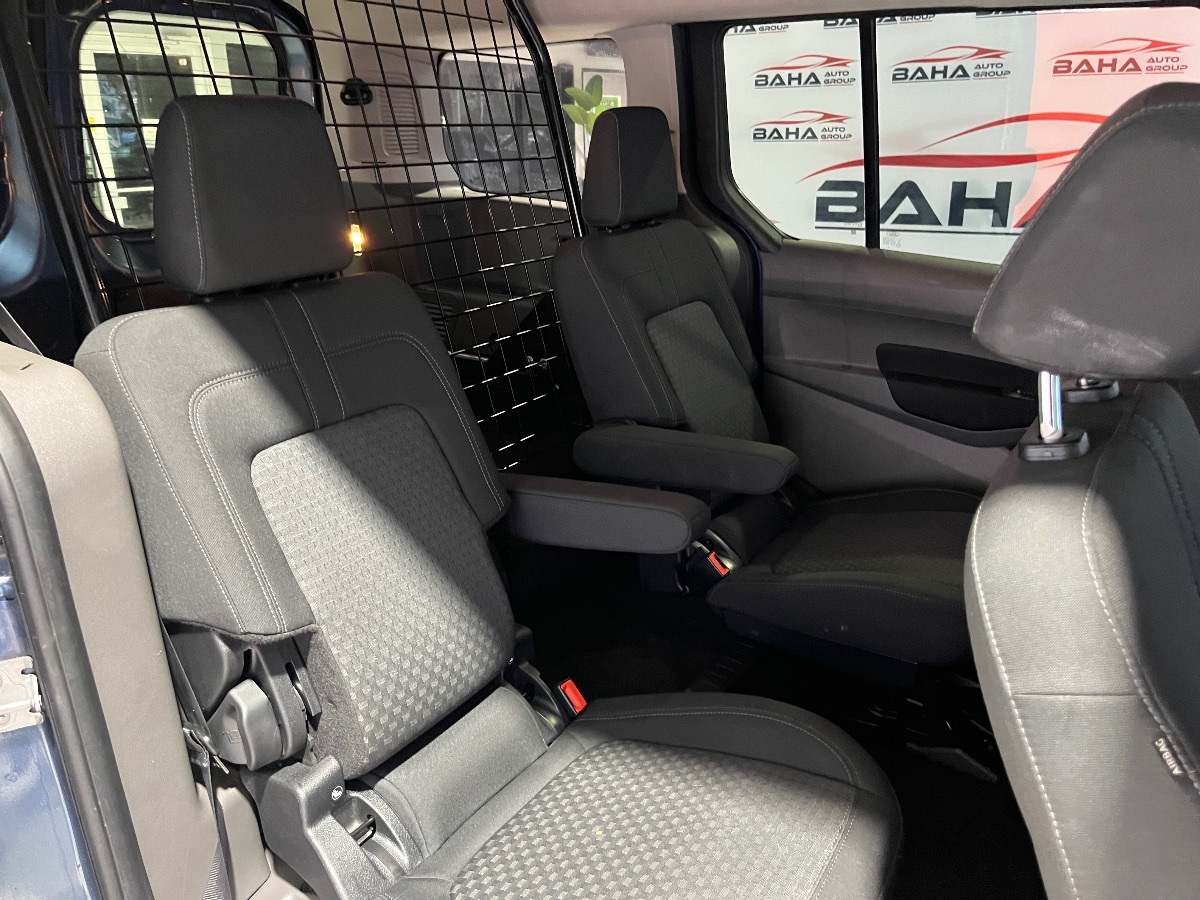 2020 Ford Transit XLT photo 36