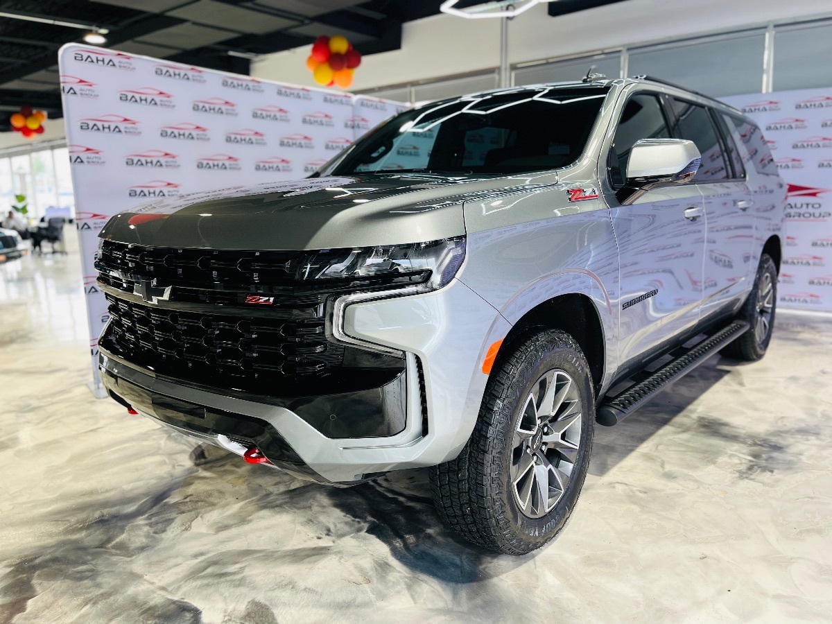 2024 Chevrolet Suburban Z71 photo 2