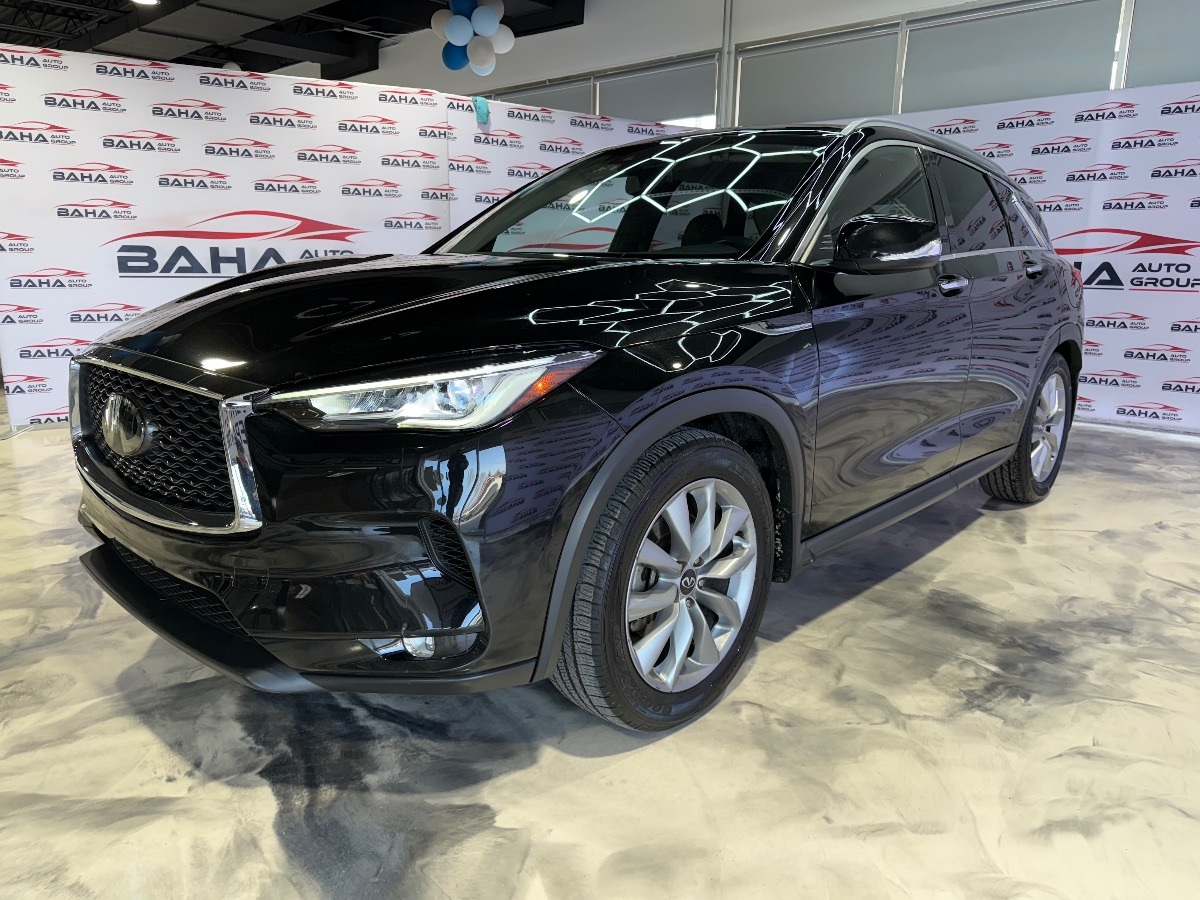 2021 Infiniti QX50 Luxe AWD photo 2