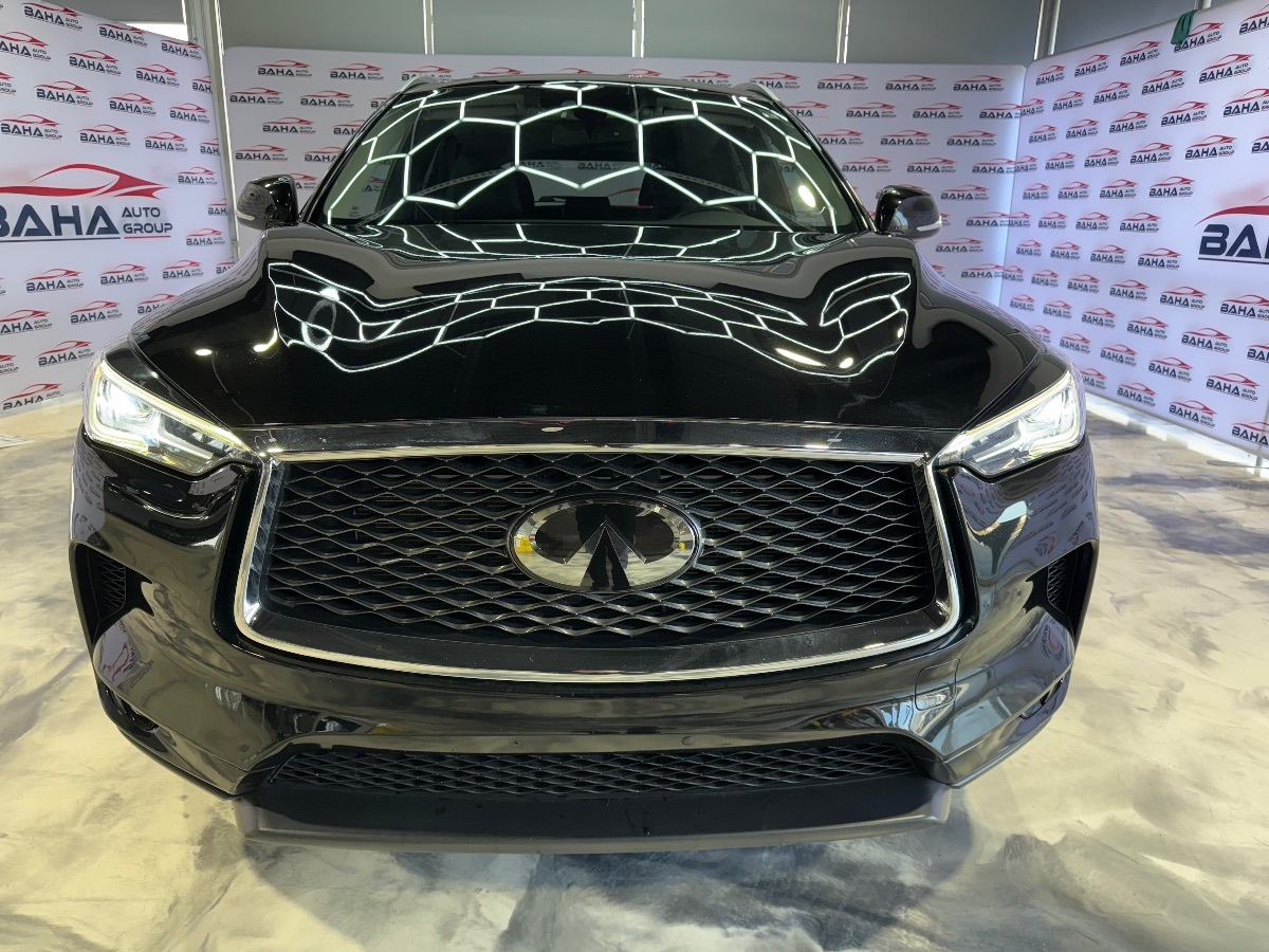 2021 Infiniti QX50 Luxe AWD photo 3