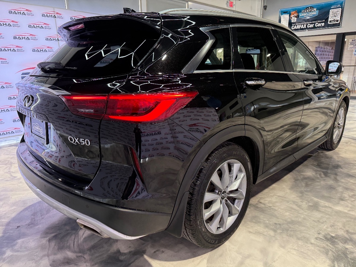 2021 Infiniti QX50 Luxe AWD photo 7