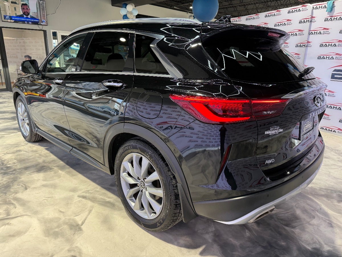 2021 Infiniti QX50 Luxe AWD photo 8