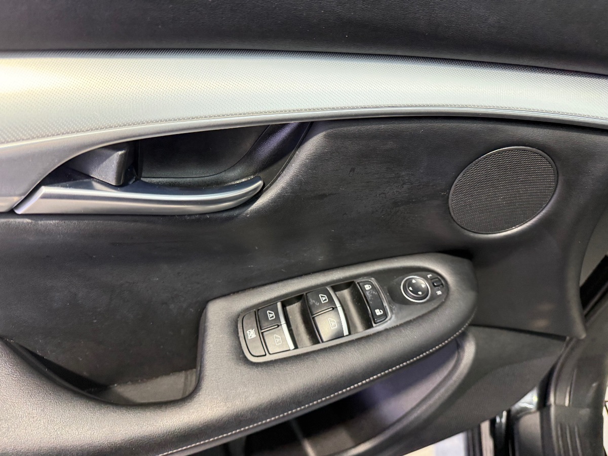2021 Infiniti QX50 Luxe AWD photo 27