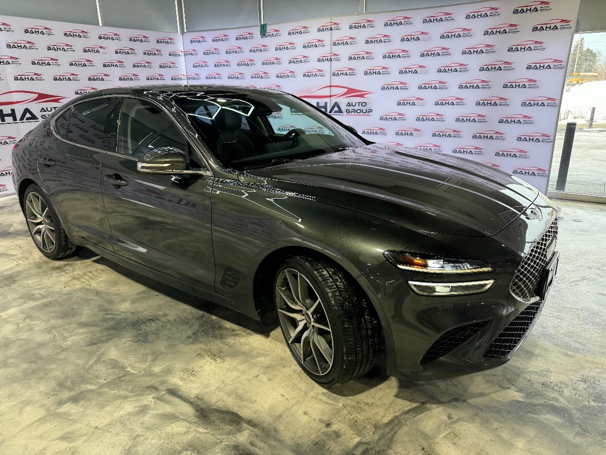 2022 Genesis G70 2.0T photo 6