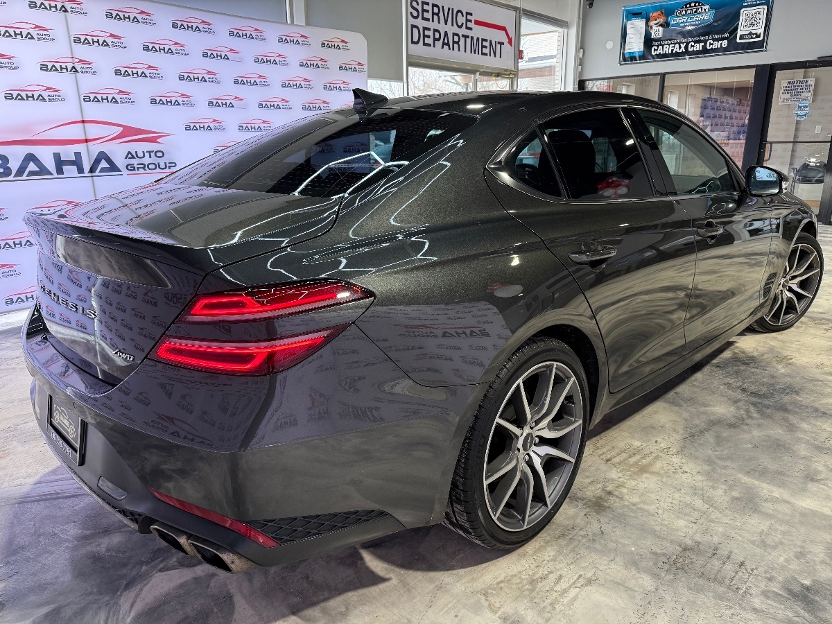 2022 Genesis G70 2.0T photo 7