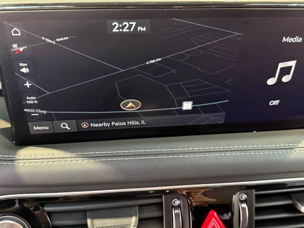 2022 Genesis G70 2.0T photo 14