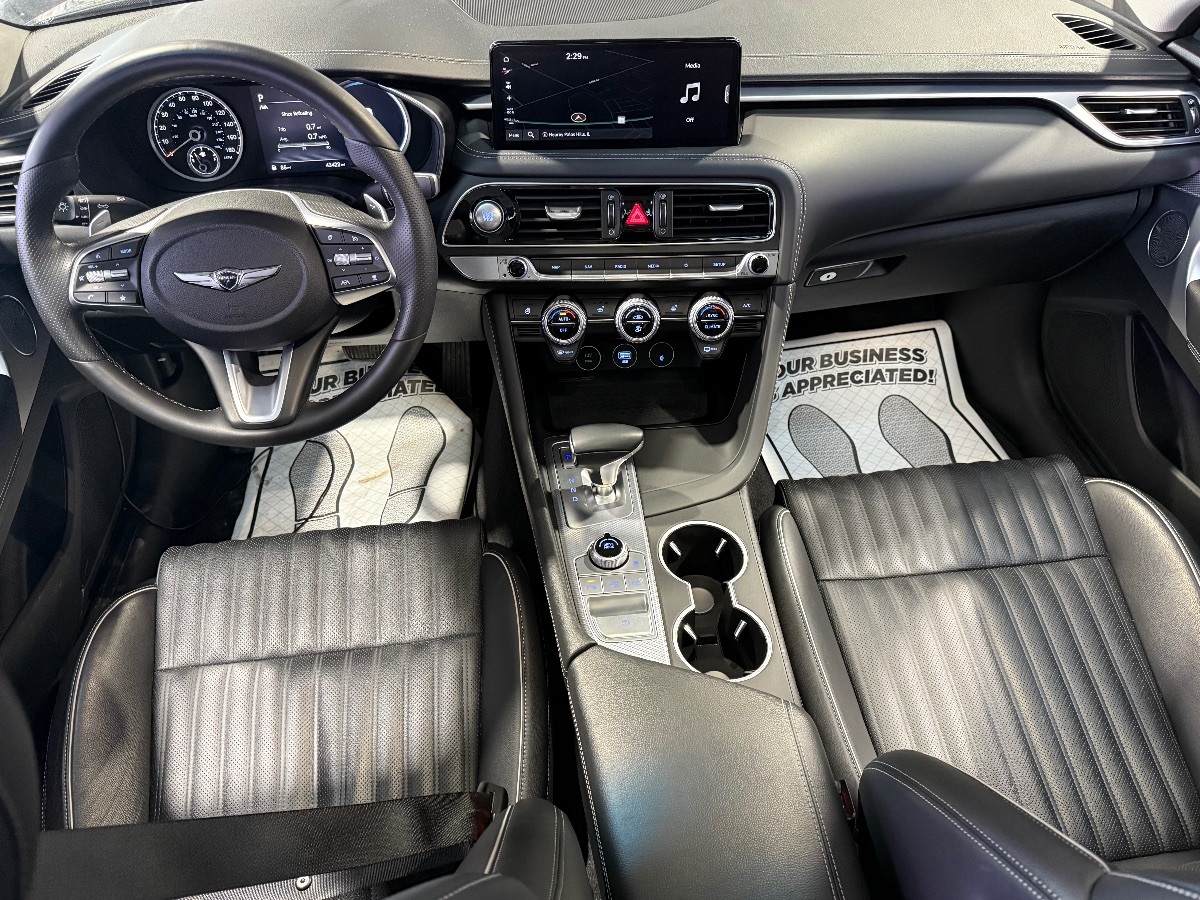 2022 Genesis G70 2.0T photo 21