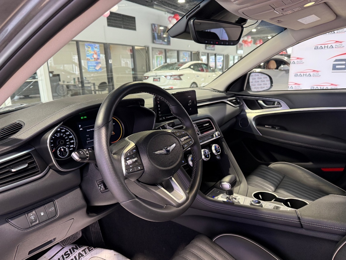 2022 Genesis G70 2.0T photo 23