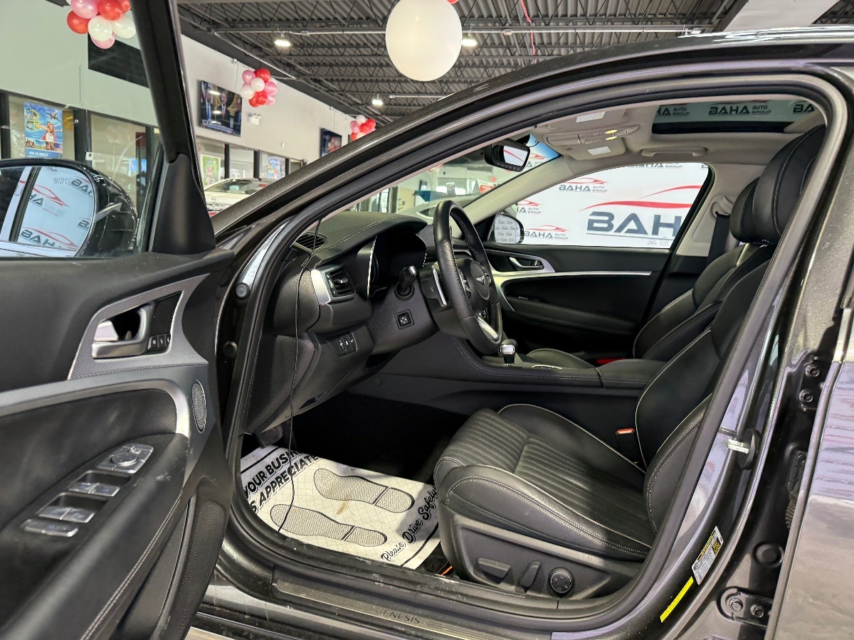 2022 Genesis G70 2.0T photo 25