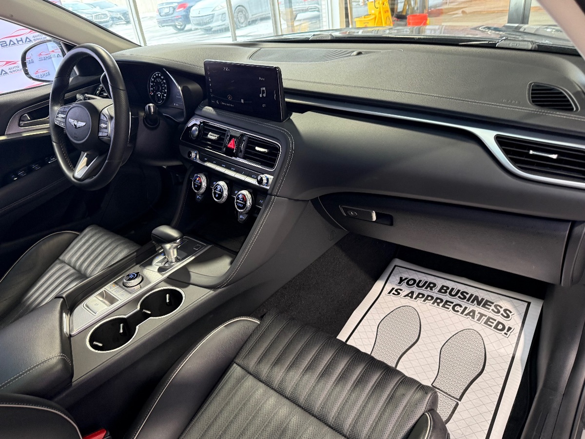 2022 Genesis G70 2.0T photo 32