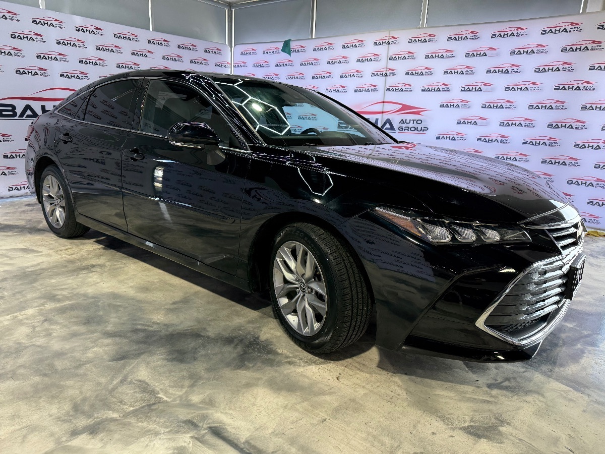 2022 Toyota Avalon XLE photo 4