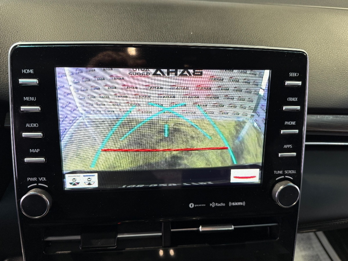 2022 Toyota Avalon XLE photo 17