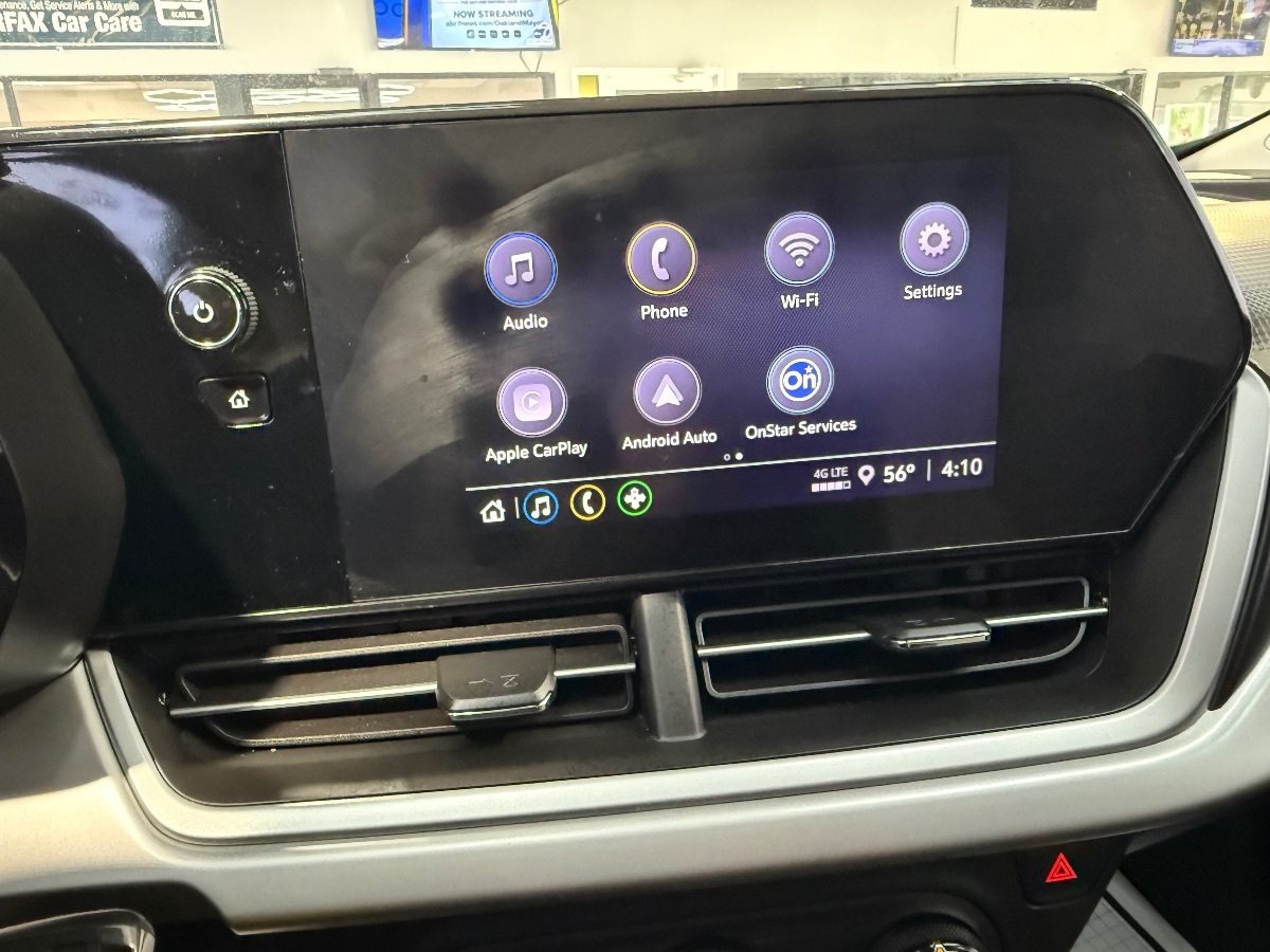 2024 Chevrolet Trax LS - Photo 16