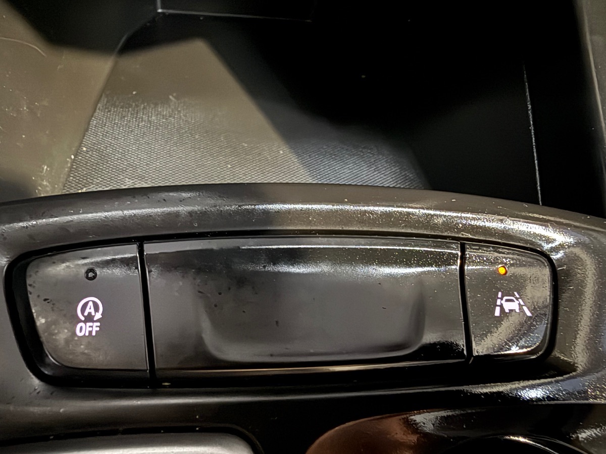 2024 Chevrolet Trax LS - Photo 19