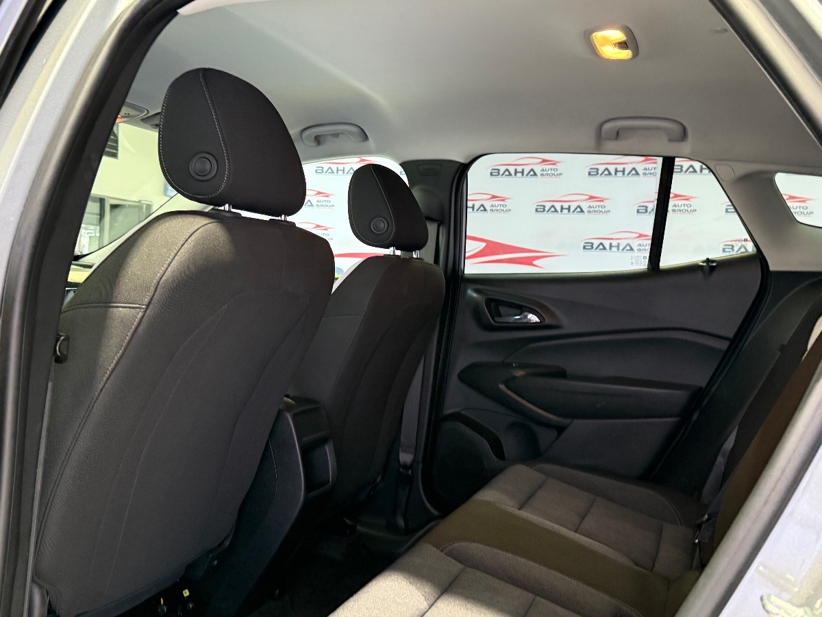 2024 Chevrolet Trax LS - Photo 31