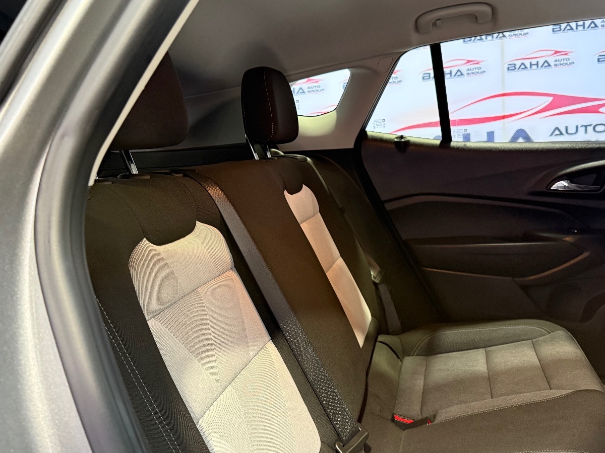 2024 Chevrolet Trax LS - Photo 41