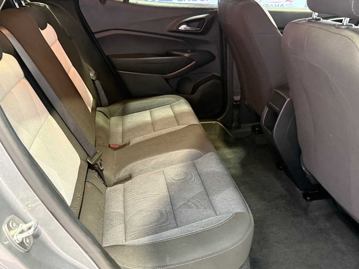 2024 Chevrolet Trax LS - Photo 42