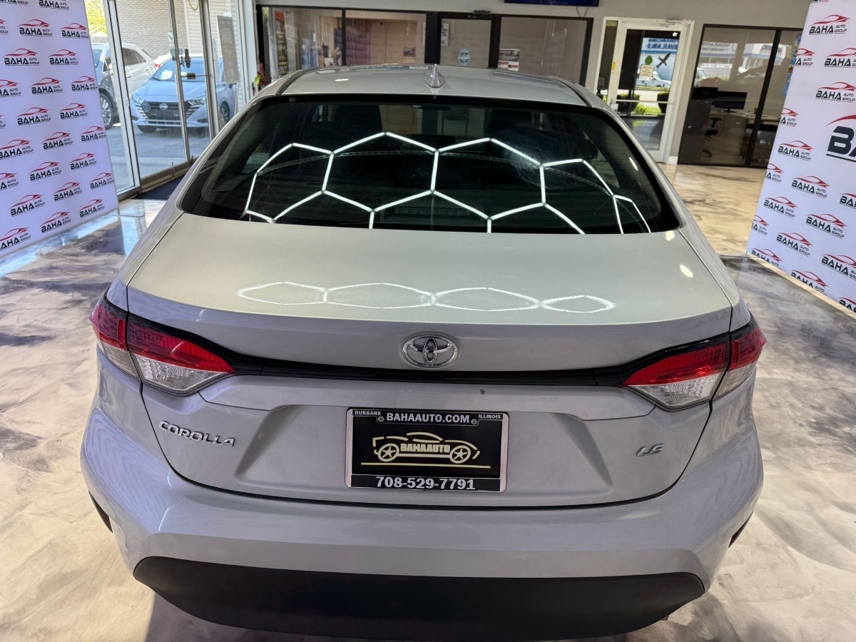2023 Toyota Corolla LE photo 4