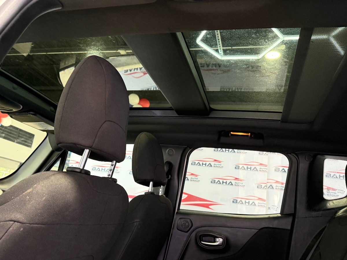2021 Jeep Renegade 80TH Edition - Photo 30
