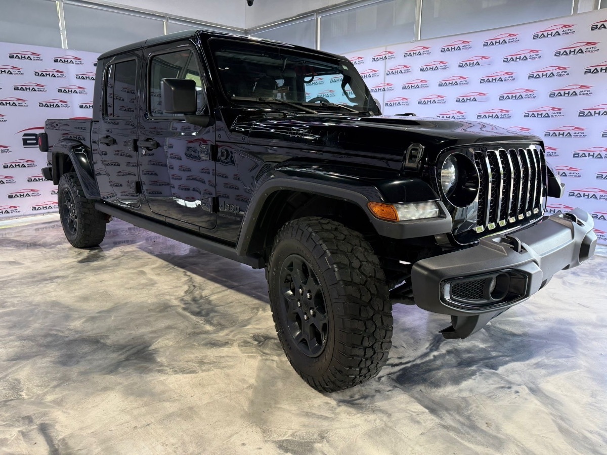2023 Jeep Gladiator Willys photo 4