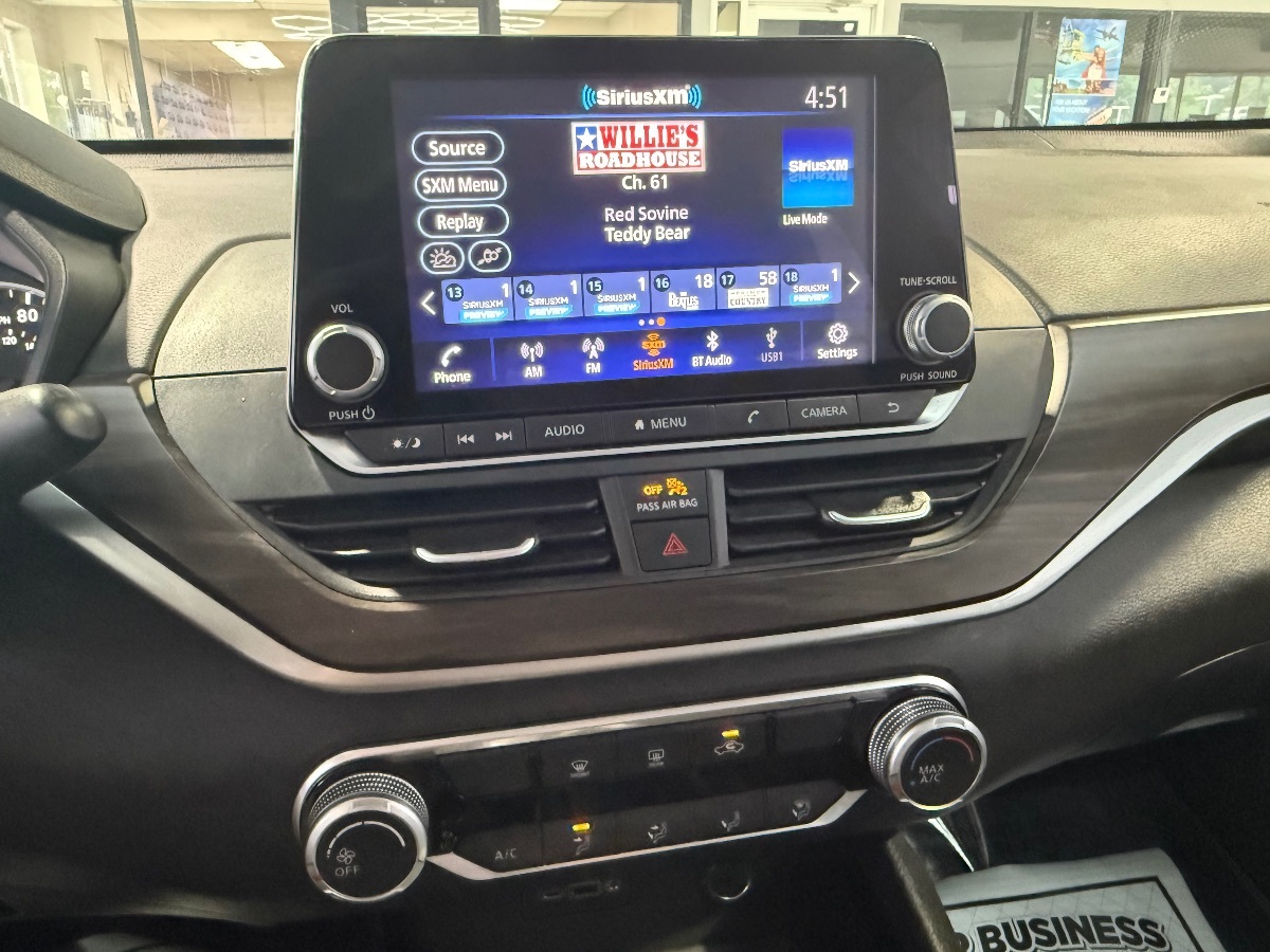 2024 Nissan Altima 2.5 SV photo 24
