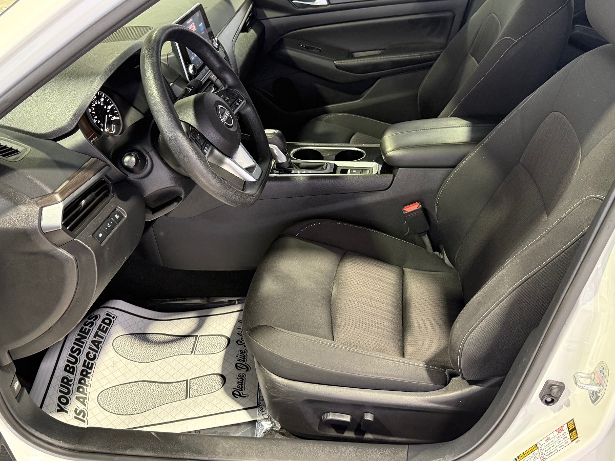 2024 Nissan Altima 2.5 SV photo 33