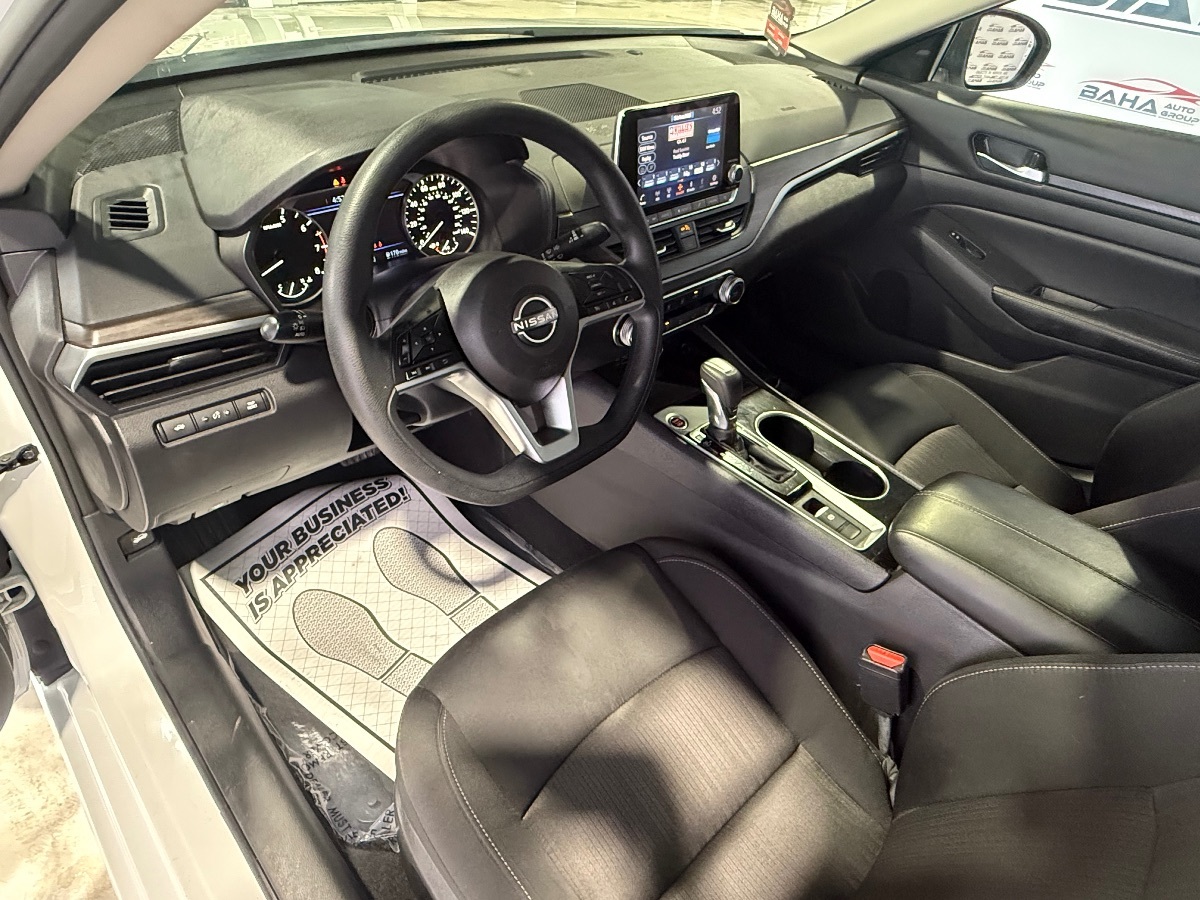 2024 Nissan Altima 2.5 SV photo 35