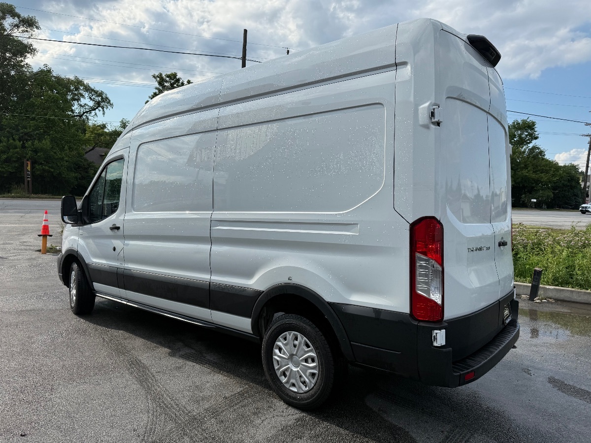 2021 Ford Transit Cargo Van photo 3