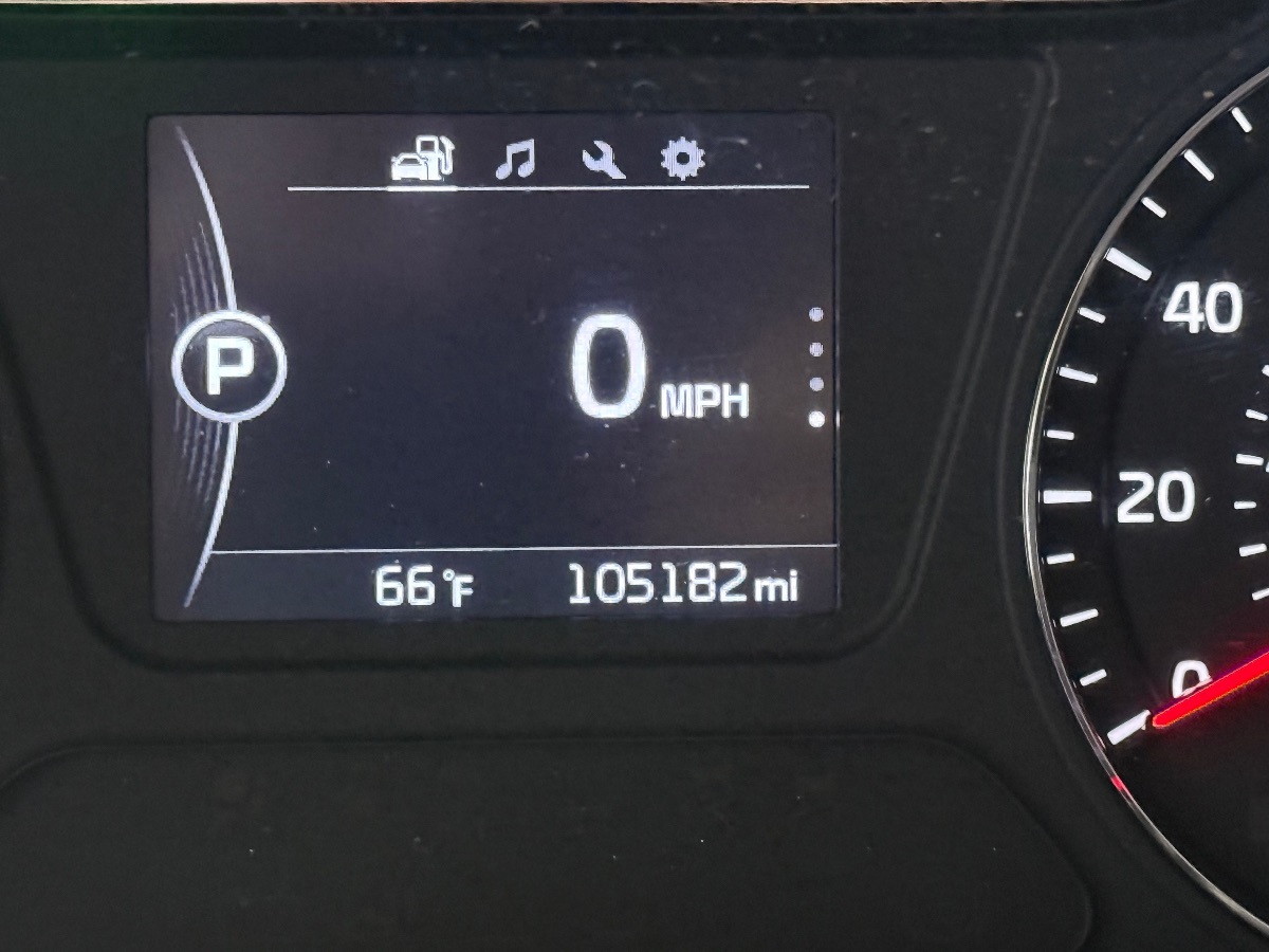 2017 Kia Sorento LX V6 photo 15