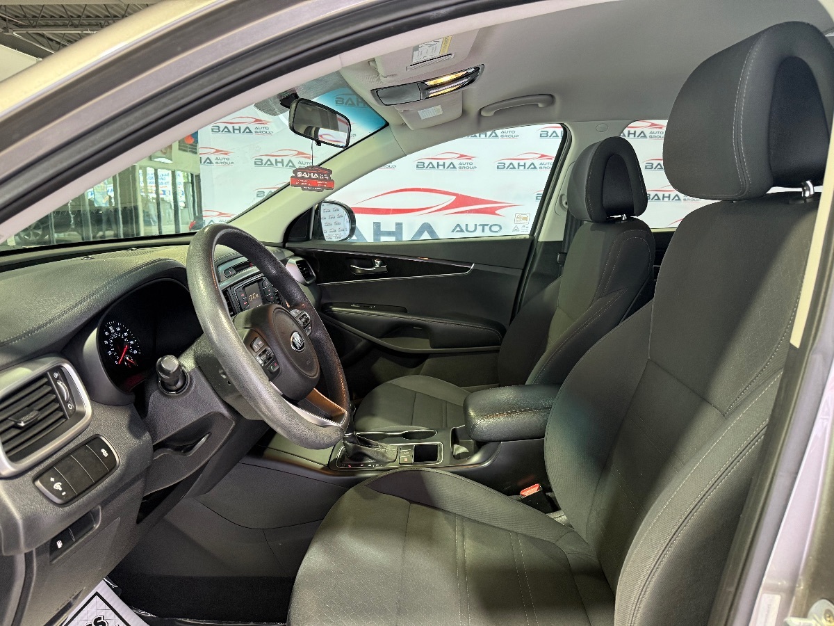 2017 Kia Sorento LX V6 photo 28