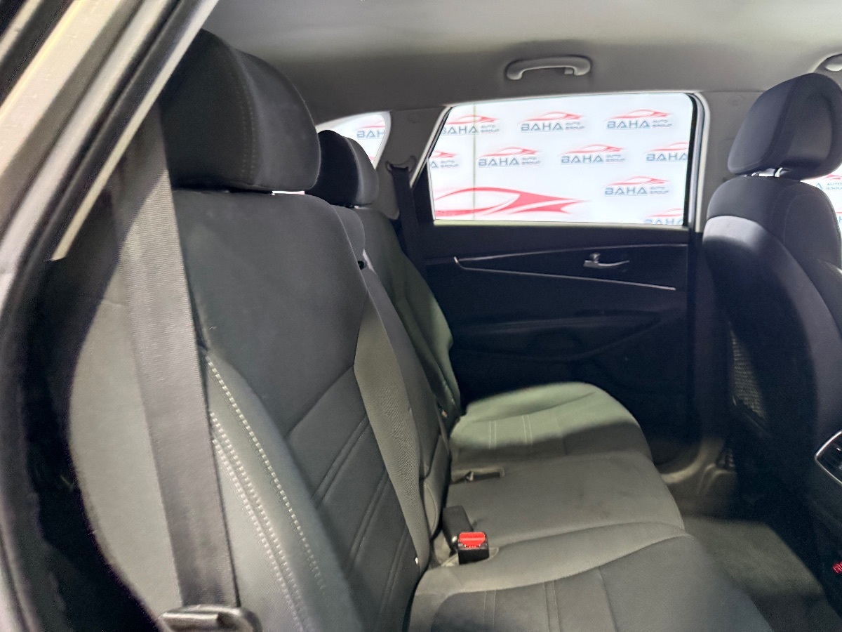 2017 Kia Sorento LX V6 photo 44