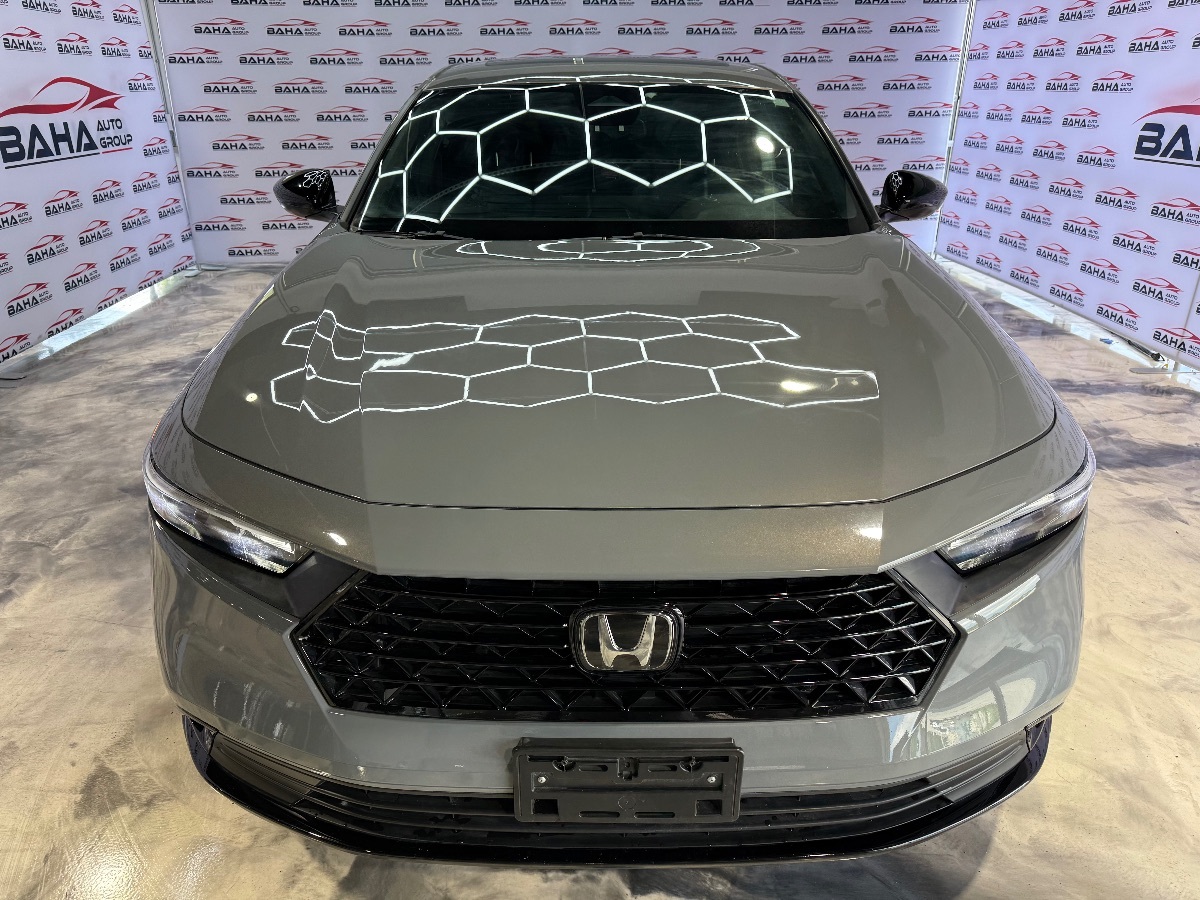 2024 Honda Accord Hybrid Sport-L photo 2