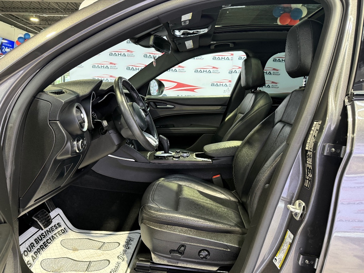 2022 Alfa Romeo Stelvio Ti photo 26