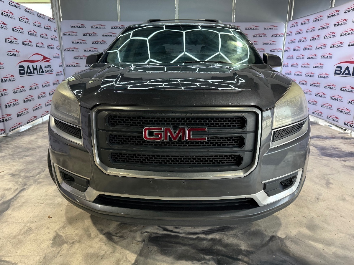 2014 Gmc Acadia SLE photo 3