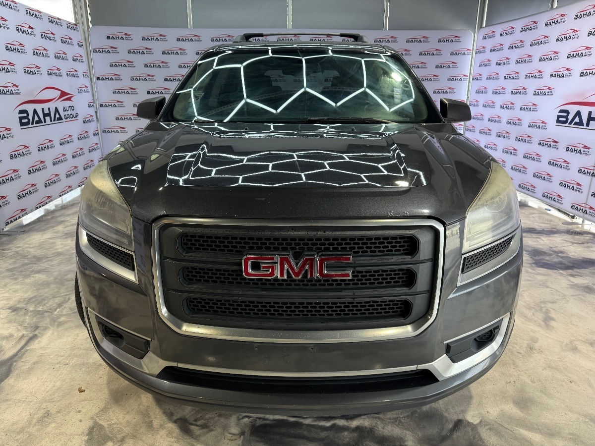 2014 Gmc Acadia SLE photo 4