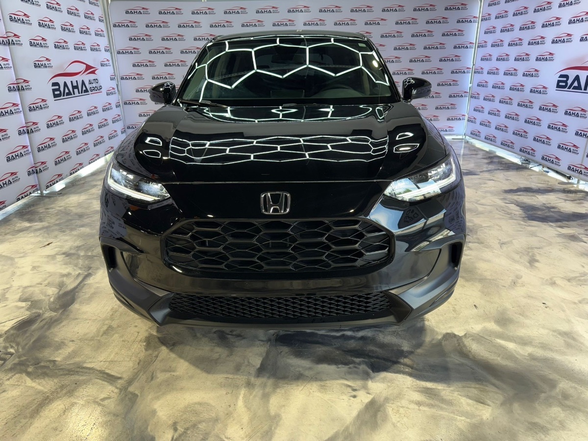 2025 Honda HR-V LX photo 2