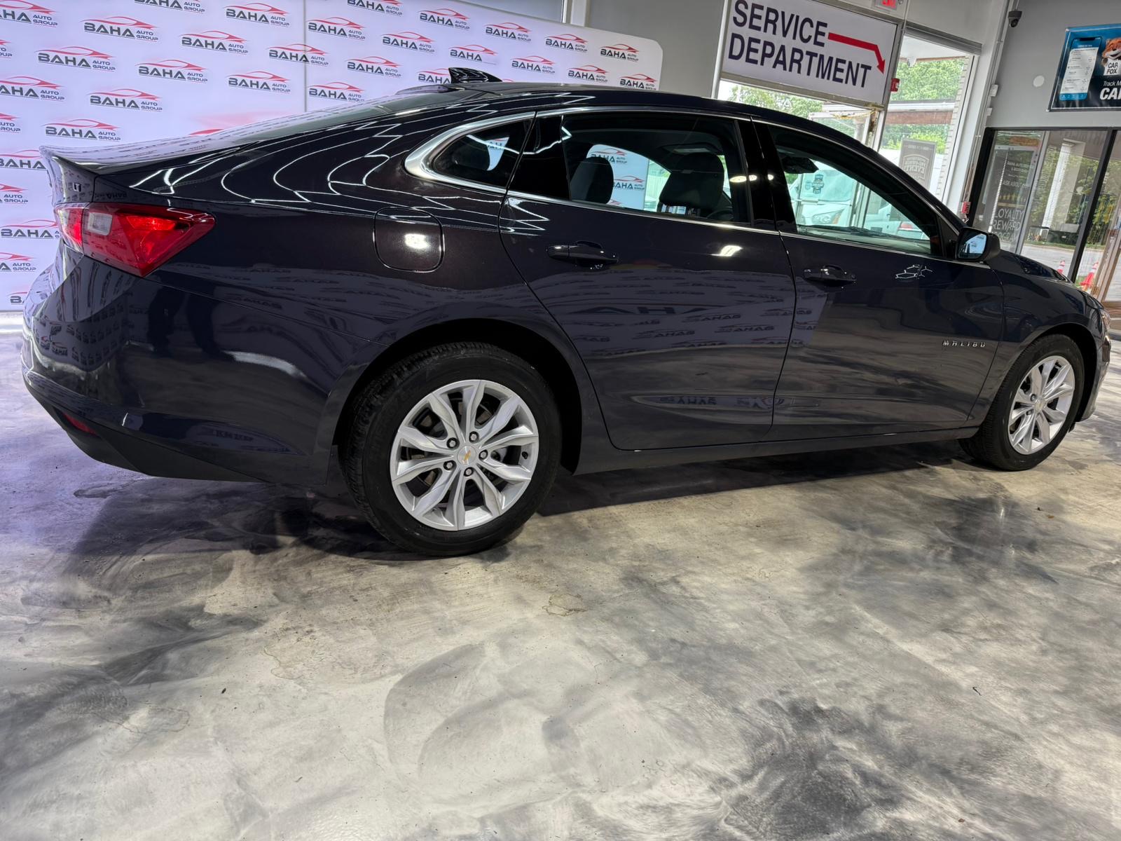 2025 Chevrolet Malibu 1LT photo 3