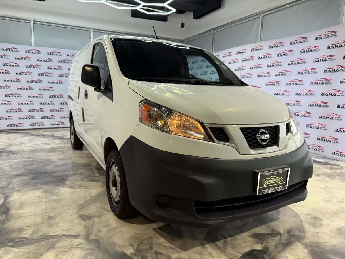 2018 Nissan NV200 S photo 3