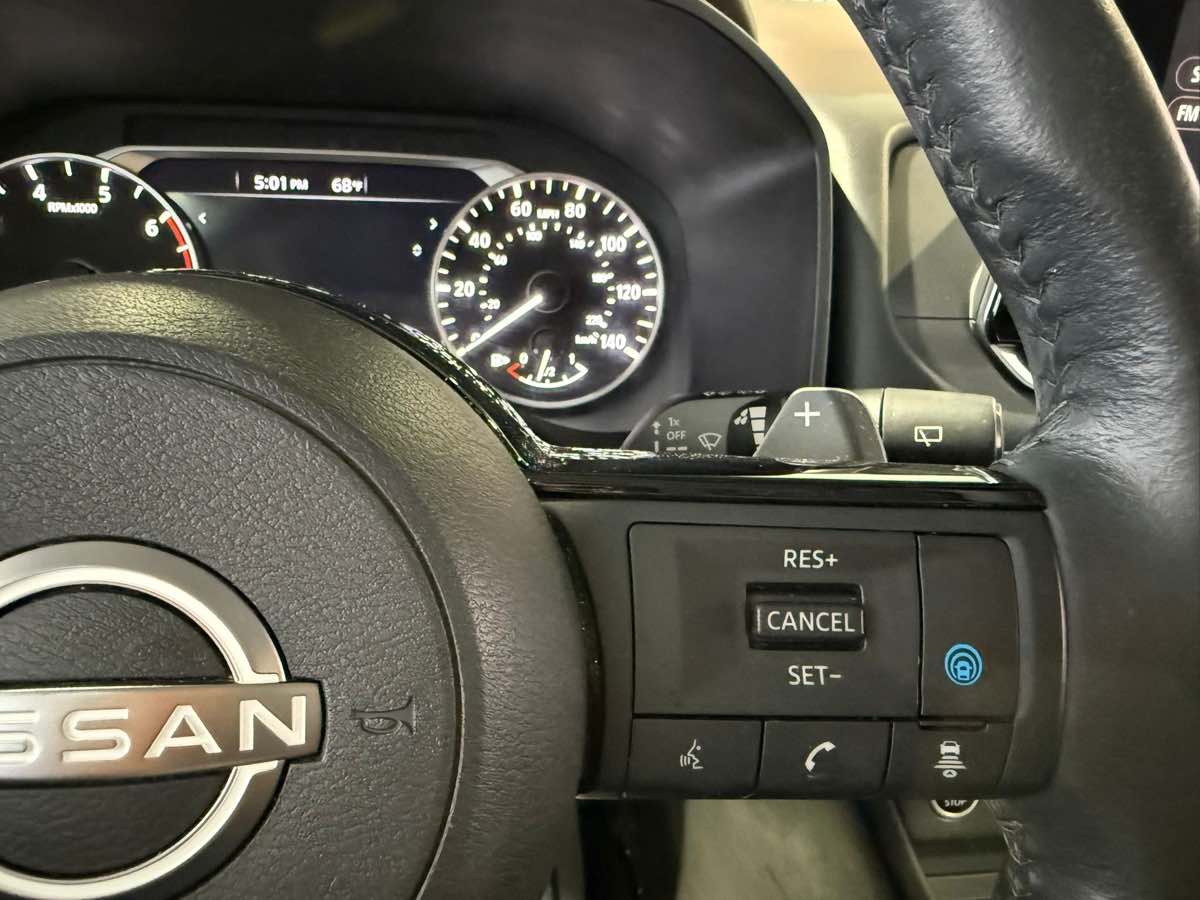 2023 Nissan Rogue SV - Photo 18