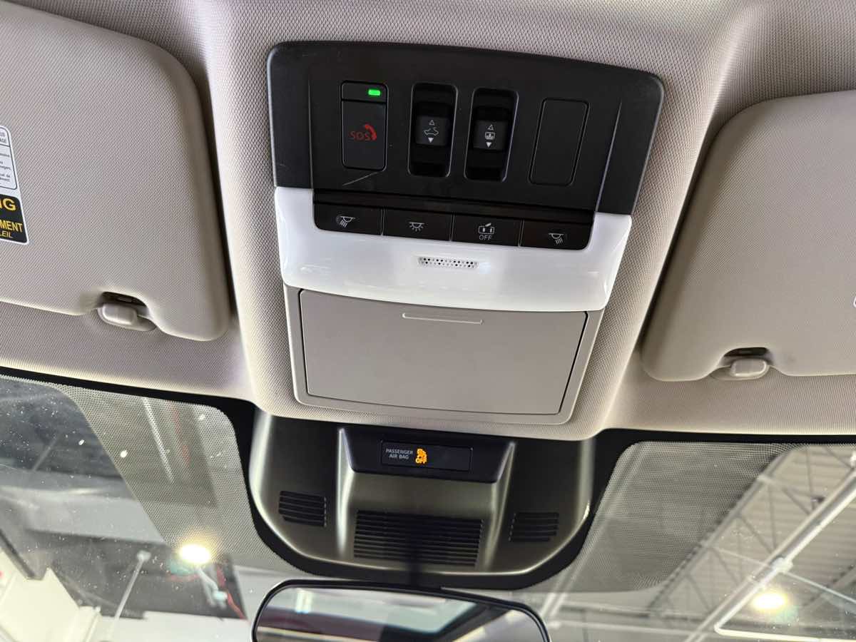 2023 Nissan Rogue SV - Photo 25