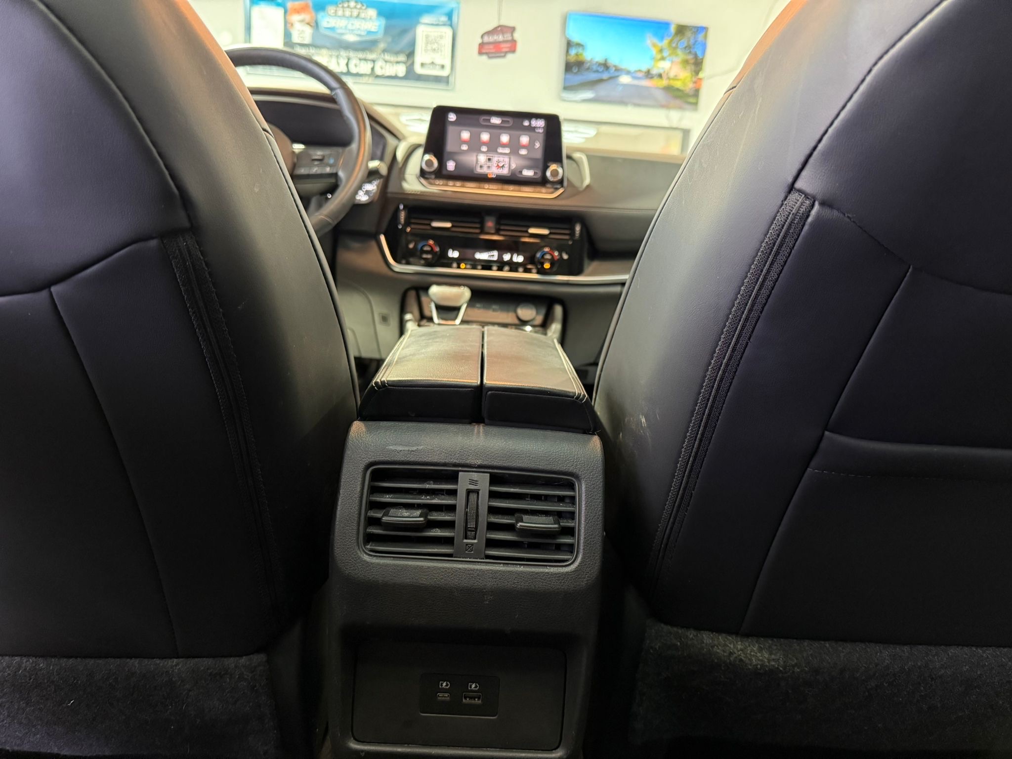 2023 Nissan Rogue SV - Photo 26