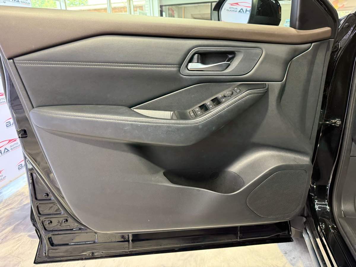 2023 Nissan Rogue SV - Photo 39
