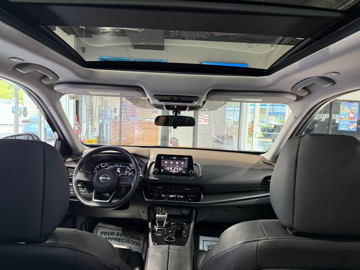 2023 Nissan Rogue SV - Photo 45