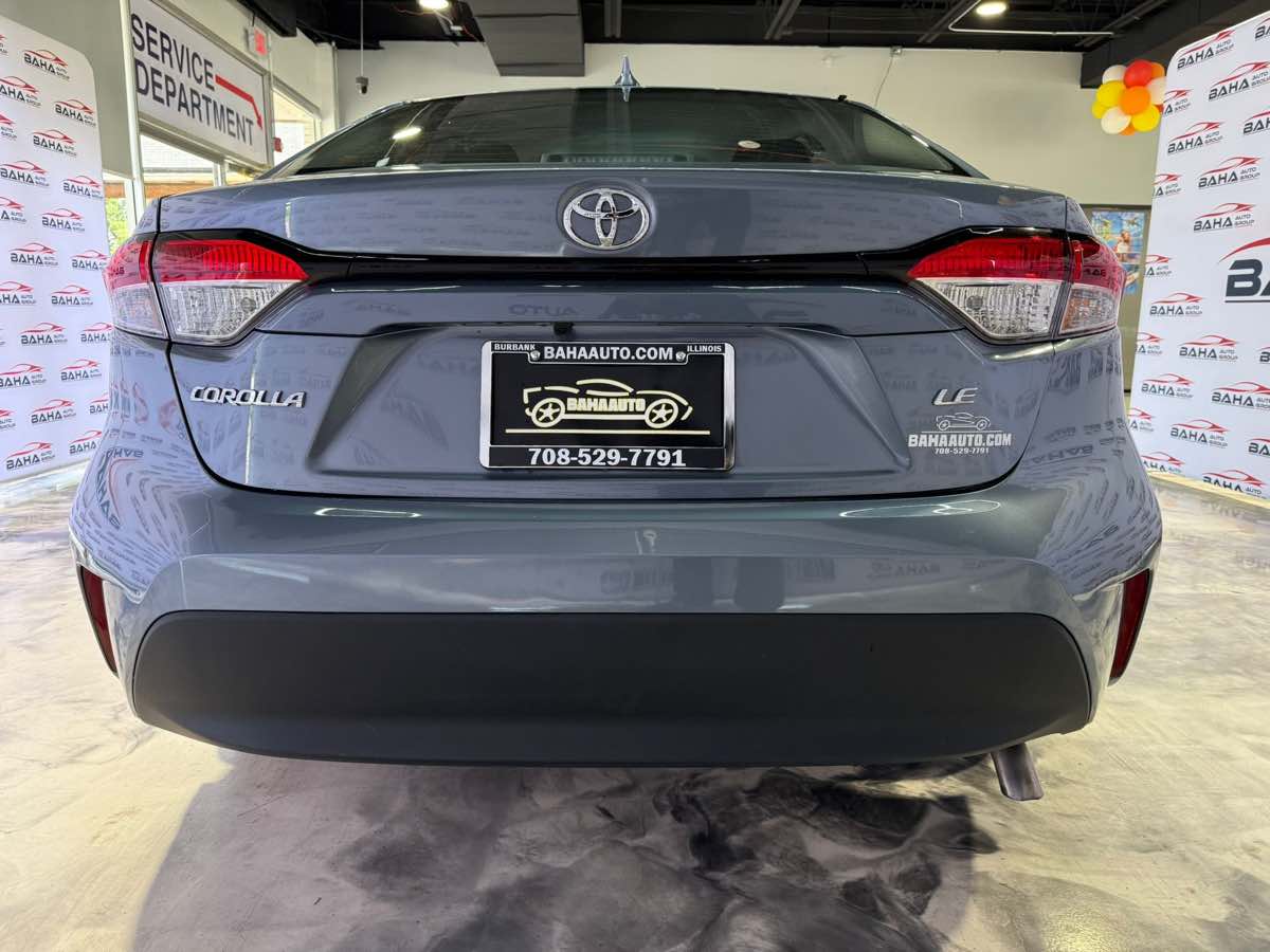 2025 Toyota Corolla LE photo 6
