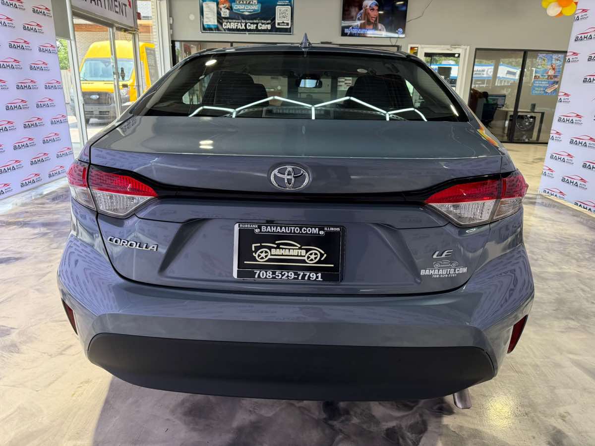 2025 Toyota Corolla LE photo 7