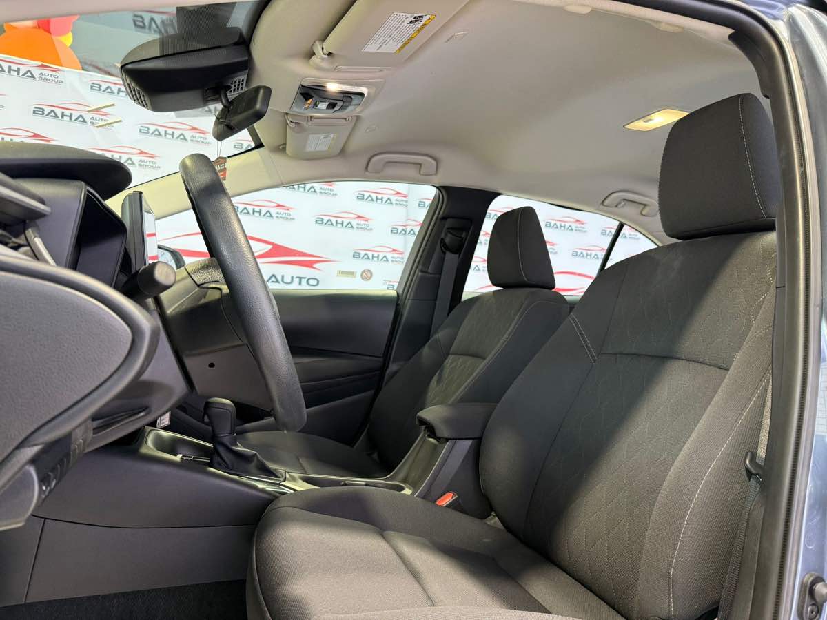 2025 Toyota Corolla LE photo 15