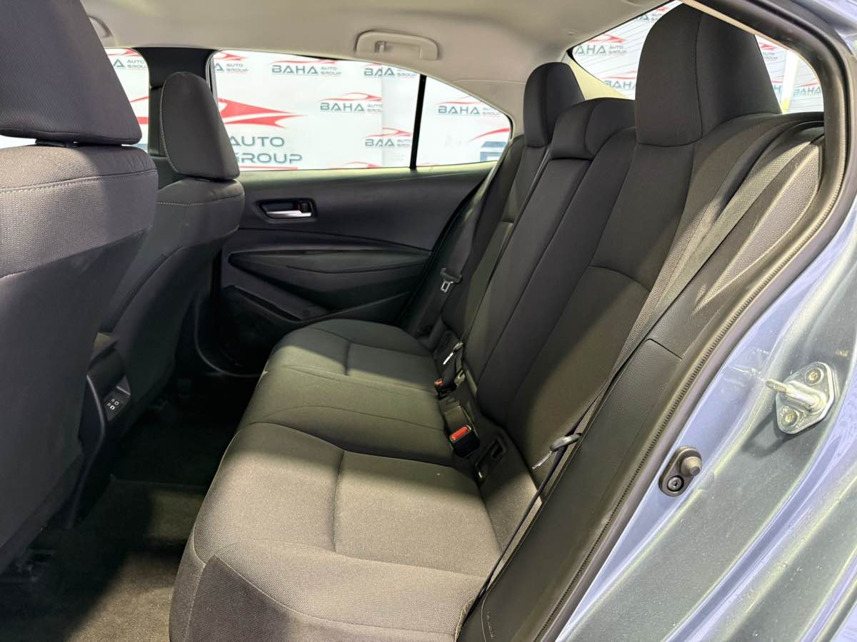 2025 Toyota Corolla LE photo 31