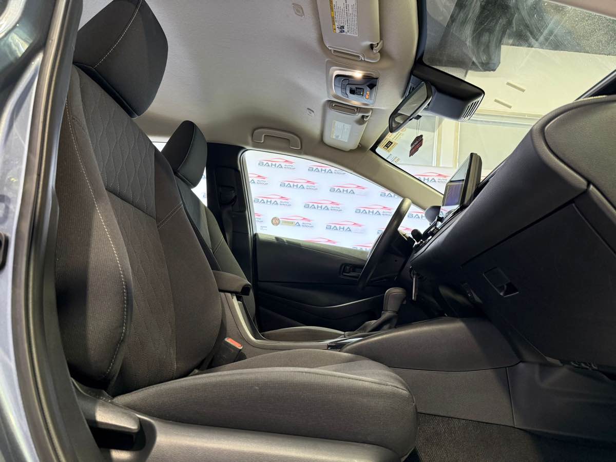 2025 Toyota Corolla LE photo 45